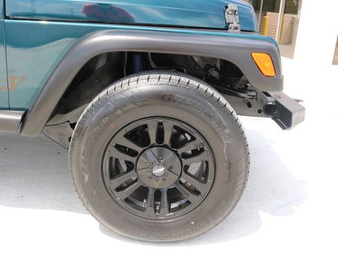 Used 1998 Jeep Wrangler SE AWD/4WD image 38