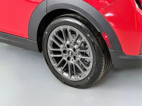Used 2025 MINI Cooper S FWD image 25