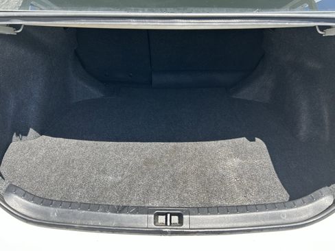 Used 2017 Toyota Corolla SE FWD image 10