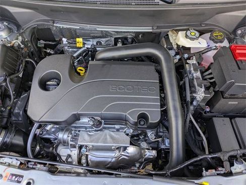 New 2026 Chevrolet Equinox LT w/ LPO, Floor Liner Package image 31