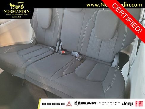 Certified 2023 Chrysler Voyager LX FWD image 18
