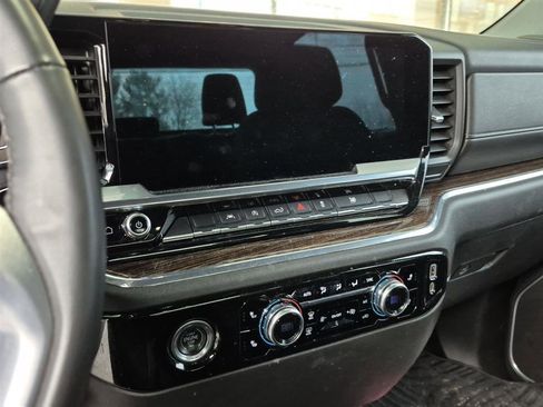 Used 2023 GMC Sierra 1500 Elevation image 5
