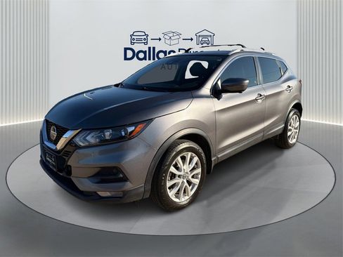 Used 2020 Nissan Rogue Sport SV w/ Technology Package image 2