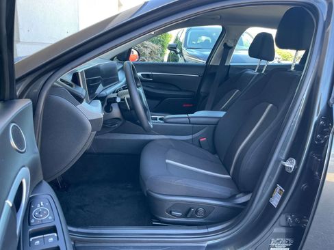 Used 2025 Hyundai Sonata SEL FWD image 37