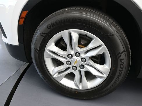 Used 2022 Chevrolet Blazer LT FWD image 28