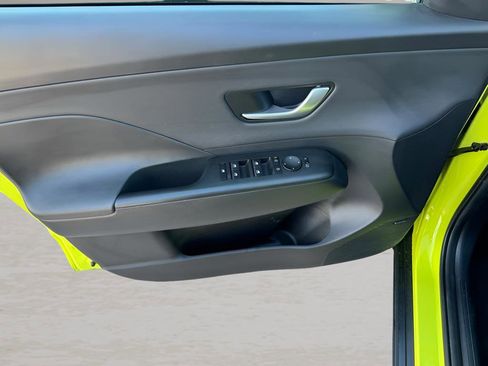 Certified 2024 Hyundai Kona Limited AWD/4WD image 15