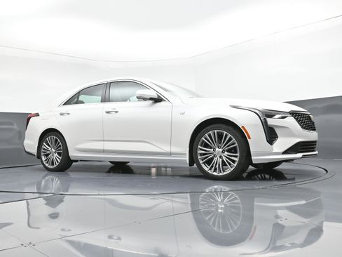 Used 2020 Cadillac CT4 Premium Luxury image 23