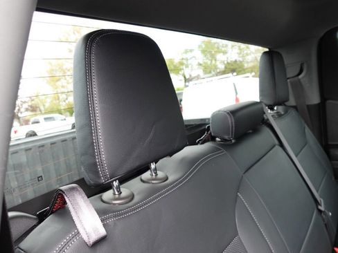 Used 2023 Chevrolet Silverado 1500 LT AWD/4WD image 32