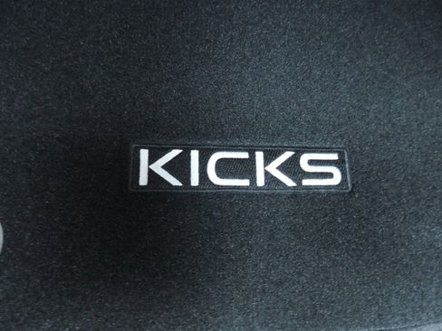 New 2026 Nissan Kicks SV w/ Illumination Package image 20