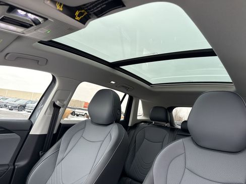 New 2026 Volkswagen Tiguan SE image 20