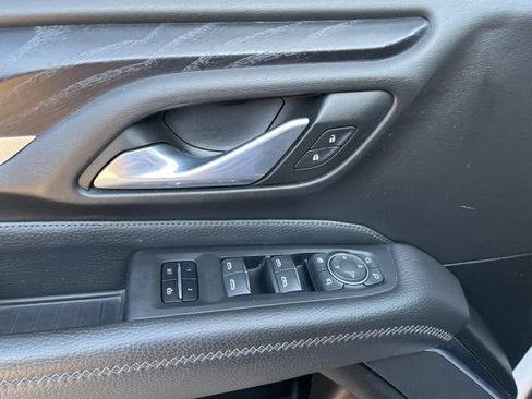 Used 2022 GMC Yukon Denali w/ Denali Premium Package RWD image 11