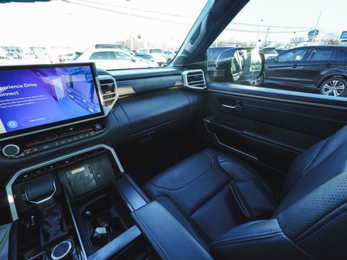 Used 2024 Toyota Tundra Platinum image 36