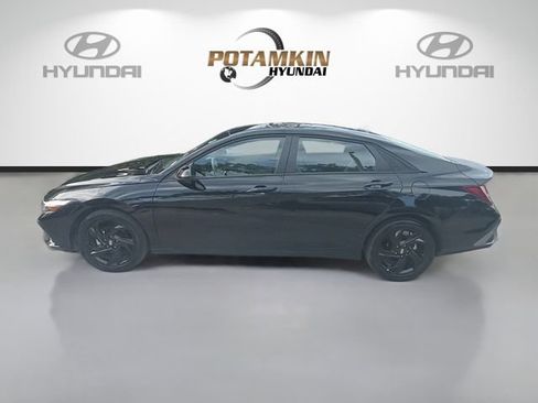 Certified 2026 Hyundai Elantra Sport w/ Cargo Package FWD image 8