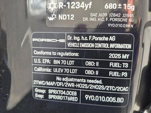 Used 2025 Porsche Cayenne GTS AWD/4WD image 22