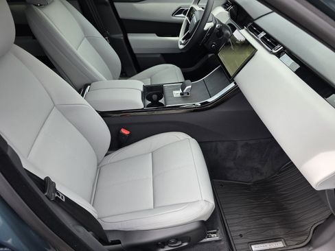 Used 2026 Land Rover Range Rover Velar S AWD/4WD image 3