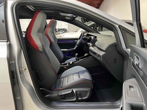 Used 2024 Volkswagen GTI SE image 47