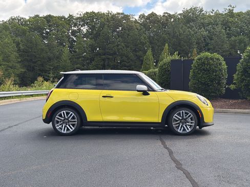 New 2026 MINI Cooper S FWD image 5
