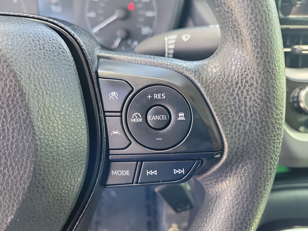 Used 2023 Toyota Corolla LE FWD image 17