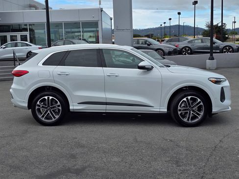 New 2026 Audi Q5 Premium AWD/4WD image 8
