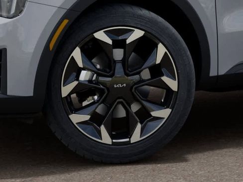 New 2026 Kia Sorento EX FWD image 6