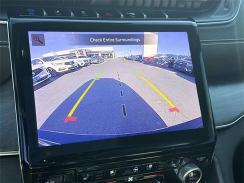 Used 2023 Jeep Grand Cherokee Overland w/ Luxury Tech Group IV image 24