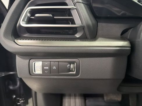 New 2026 Chevrolet Traverse LT w/ Midnight/Sport Edition FWD image 10