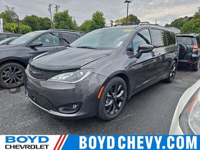 Used 2019 Chrysler Pacifica Touring-L Plus w/ Advanced Safetytec Group