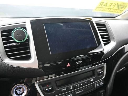 Used 2017 Honda Ridgeline RTL-E image 28