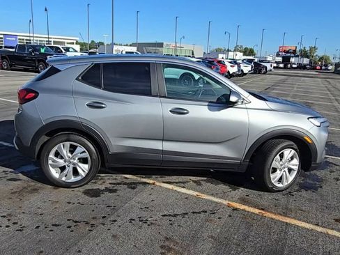 Used 2024 Buick Encore GX Preferred w/ Advanced Technology Package FWD image 11
