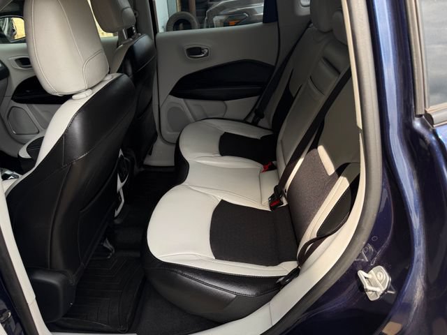 Used 2019 Jeep Compass Latitude w/ Popular Equipment Group AWD/4WD image 7