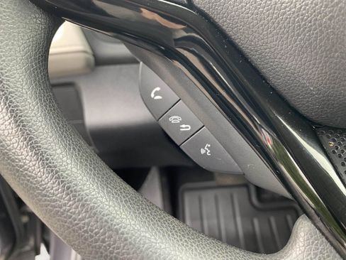 Used 2019 Honda HR-V EX image 18