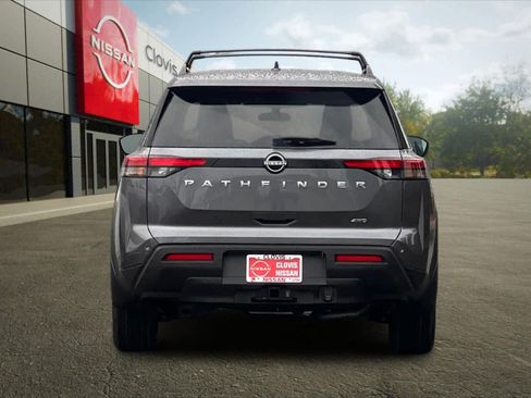New 2025 Nissan Pathfinder SV image 8