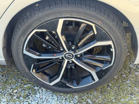 Used 2024 Nissan Altima 2.5 SR image 13