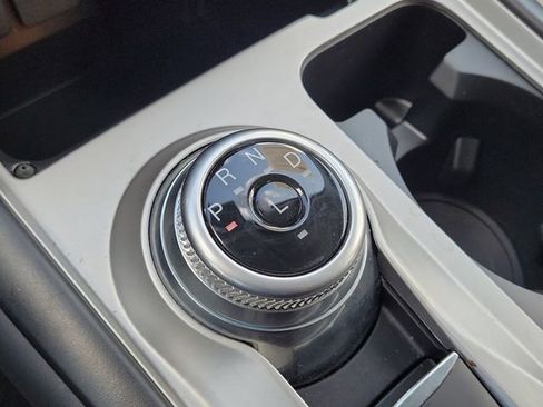 Used 2023 Ford Explorer XLT image 26