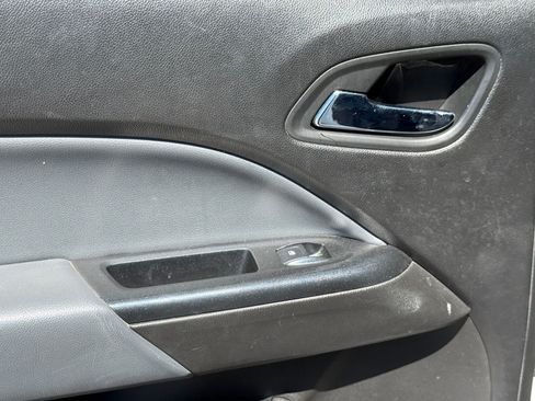 Used 2018 Chevrolet Colorado Z71 RWD image 12