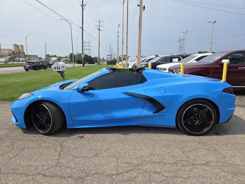 Used 2023 Chevrolet Corvette Stingray Convertible w/ Battery Protection Package RWD image 10