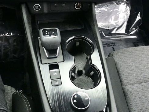 Used 2023 Nissan Rogue SV image 21