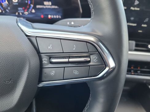 Used 2025 Chevrolet Equinox LT FWD image 25