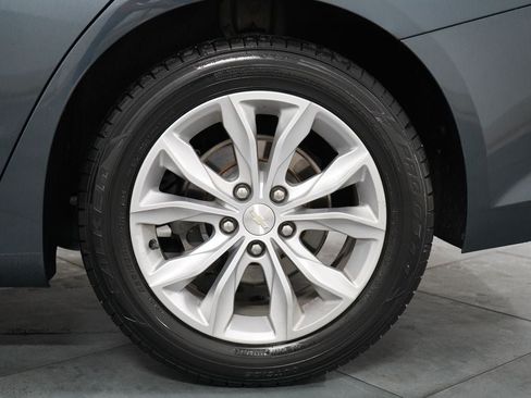 Used 2019 Chevrolet Malibu LT FWD image 30