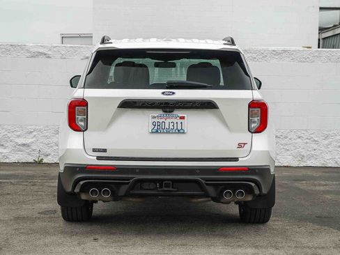 Used 2022 Ford Explorer ST w/ ST Street Pack AWD/4WD image 5
