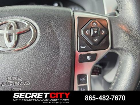 Used 2021 Toyota Tundra Limited w/ Limited Premium Package AWD/4WD image 17