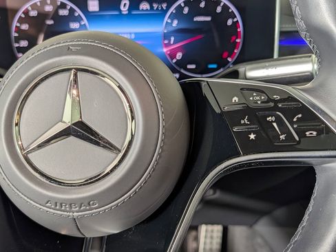 Used 2025 Mercedes-Benz S 580 4MATIC Sedan image 40