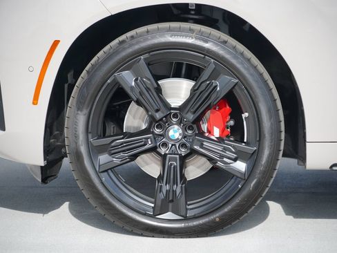 New 2026 BMW X3 xDrive30i w/ M Sport Package AWD/4WD image 5