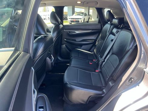 Used 2022 INFINITI QX50 Luxe AWD/4WD image 32