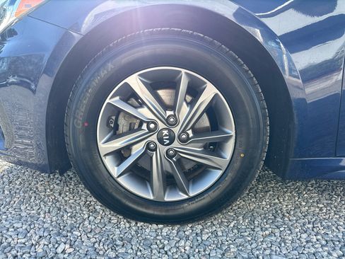 Used 2019 Kia Optima LX image 28