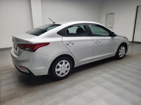 Used 2022 Hyundai Accent SE FWD image 10