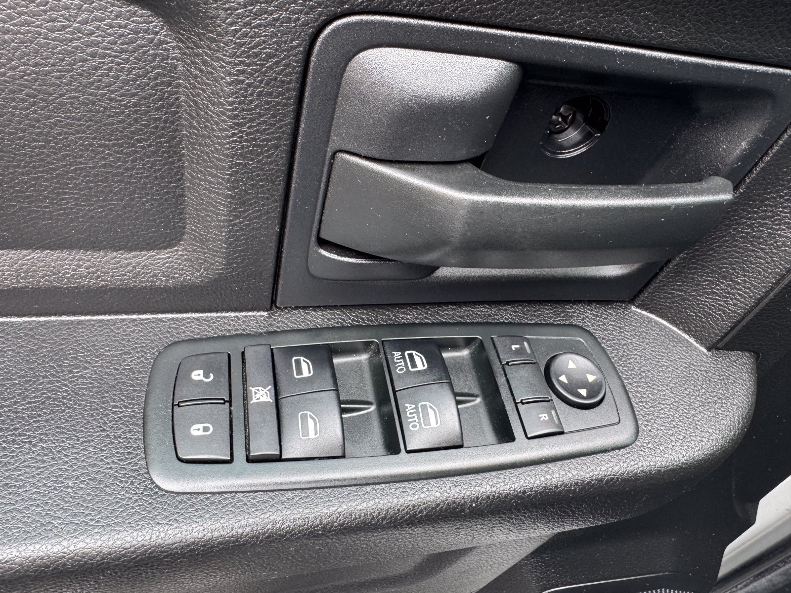 Used 2013 RAM 1500 Tradesman w/ Popular Equipment Group AWD/4WD image 14
