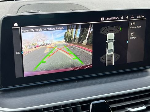 Used 2023 BMW 530e image 23