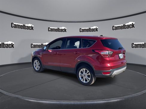 Used 2017 Ford Escape SE image 5