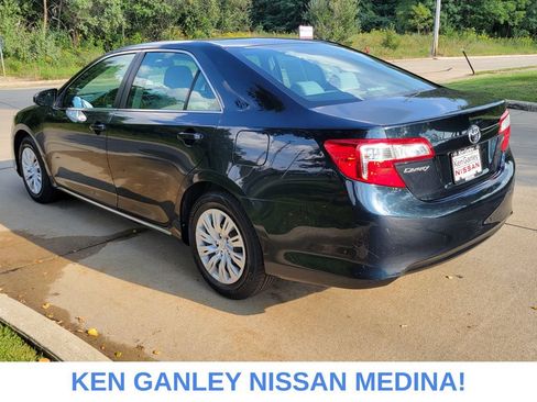 Used 2014 Toyota Camry LE FWD image 5